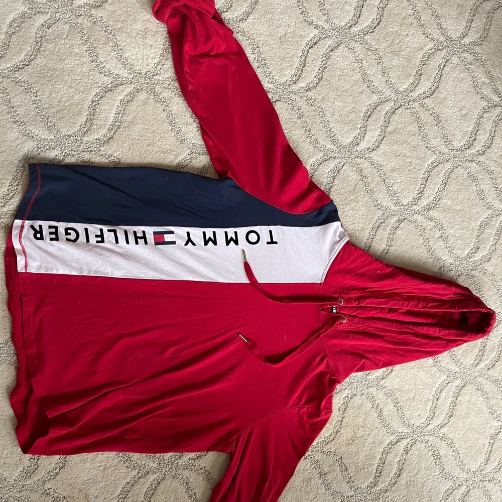 Light weight hoodie,